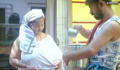 Desi indian Milk Man Fucks Bhabhi ji After Seeing Her Huge Milky Boobs ( Hindi Audio )