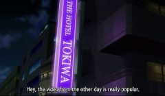 This slut with a huge ass loves cheating on her husband with another cock