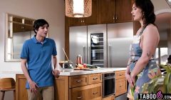 Big ass MILF stepmom Siri Dahl anal fucked by her tiny stepson in the kitchen