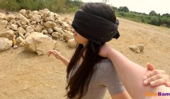 Blindes dummes Mädchen zum Sex überredet