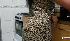 Café da manhã entre amigas com muito sexo e putaria ( completo RED )