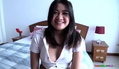 Cute fat Thai girl loves to suck cock and get fucked doggy style