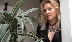 Don’t jerks off your cock and fuck your mommy!