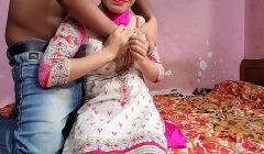 भाभी की खूबसूरती देकर बाजू वाले अंकल का मन नहीं माना तो चोद दिया