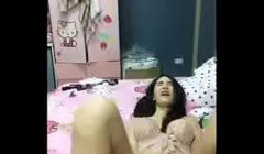 ไลฟ์สดกลุ่มลับ น้องคิตตี้น้อยโชว์หน้ากล้องเห็นหัวนมเลย ไม่มีเสียง