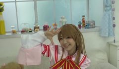 【最強属性】可愛い女の子のコスプレ三変化、ブラをめくって乳首を覗かれ恥じらう表情さえエロく感じる