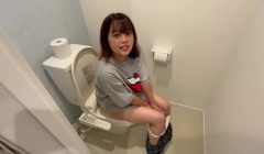 彼氏がいるのに男友達の家に遊びにいったら流れでえっちしてしまいました。。