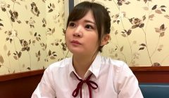 朗らかでキュートなおじコンJKは、やらしい事が大好きなドスケベっ娘。おじさんとのHを想像して電マでオナるウブかわ。　中出し コスプレ 美女 制服 女子校生 素人