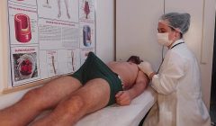 Ereção inesquecível na frente da enfermeira