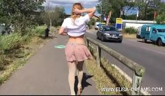 Flashing my body in public with a buttplug