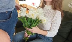 Gave her flowers and teen agreed to have sex, creampied teen after sex with blowjob ProgrammersWife