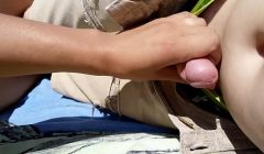 Girl Masturbates boyfriend on a public beach