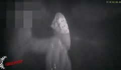 GLORY HOLE – NAMORADA TRANSANDO E CHUPANDO NA CABINE EROTICA  (VIDEO COMPLETO NO RED – LINK NOS COMENTÁRIOS)