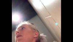 Horny in the restaurant! Fingered on the toilet to orgasm