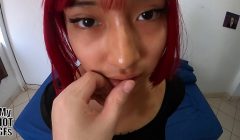 Jovencita pelirroja de 18 añitos folla como una diosa!