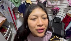 Me folle a vendedora de calzones del mercado en el Centro de Lima