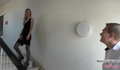 Melanie Schweiger wird nach Firmenschulung im Hotelzimmer gefickt und Creampie