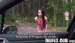 Mofos – Stranded Teens – Horny Hitchhikers Wilderness Fuck starring Daphne Klyde