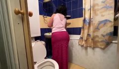 Mom red herself for anal sex