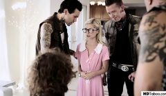 Piper Perri – I’m not a virgin anymore! # Hardcore Gangbang