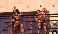 Pretty Babes Get Undressed To Seduce Dudes In The Gym