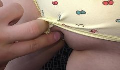 REALLY! my friend’s Daughter ask me to look at the pussy . First time takes a dick in hand and mouth ( Part 1 )
