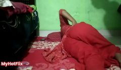 Sexy wife is desperate for hardcore sex to fulfil her sexual desire