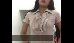 Teen Asian Makes Pussy Wet – sitestream.pw -30min