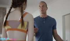 Teen Stepdaughter Proves She Can Suck It Good (Reese Robbins)