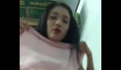 Thánh nữ Lâm Hằng khoe hàng trên facebook