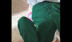 Video CASERO! COLEGIALA MEXICANA Se COME el SEMEN de su COMPAÑERO! CONVENCE a una COMPAÑERA de la ESCUELA  para COGER y Se los COME!! Parte 1
