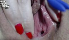 Wet bubbling pussy close-up masturbation to orgasm, homemade