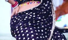 Big Boobs Indian Hot Bhabhi Fucked While Cooking – Desi Sex