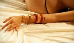 Brunette beauty From Bollywood India