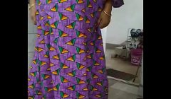 Desi bhabi peeing in toilet