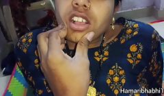 Desi Indian Bhabhi ki zabardast chudai unke ghar me jab unka pati bahar tha. Indian desi Hindi Sexy BF Video.