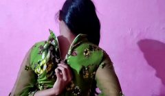 देसी भाभी को लेटा लेटा के चोदा