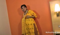Indian Babe Rupali