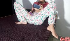 Indian Desi real caught masturbating