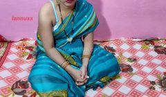 Indian Desi Village bhabhi sexy blowjob and pussy fucking puja beautiful hotel room