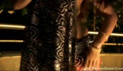 Seeking Erotic Indian MILFs