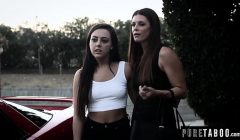 Step-MILF India Summer Has Threeway With Step-Siblings