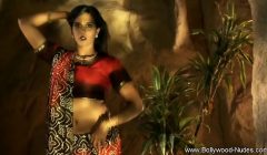 Sweet Exotic Desi Dancer From India