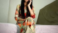 The village’s sister-in-law called the sarpanch home and got her pussy fucked